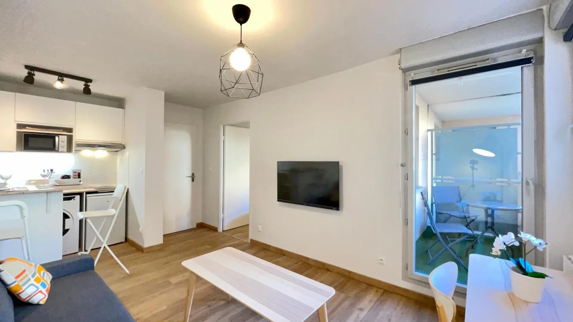 Appartement Airbus By Yume à Toulouse 0*,